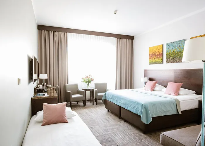 يوروبيوم فندق 3*