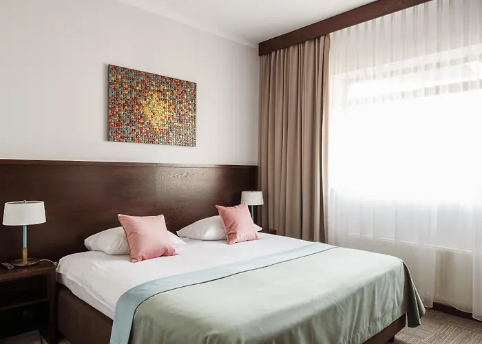 يوروبيوم فروتسواف